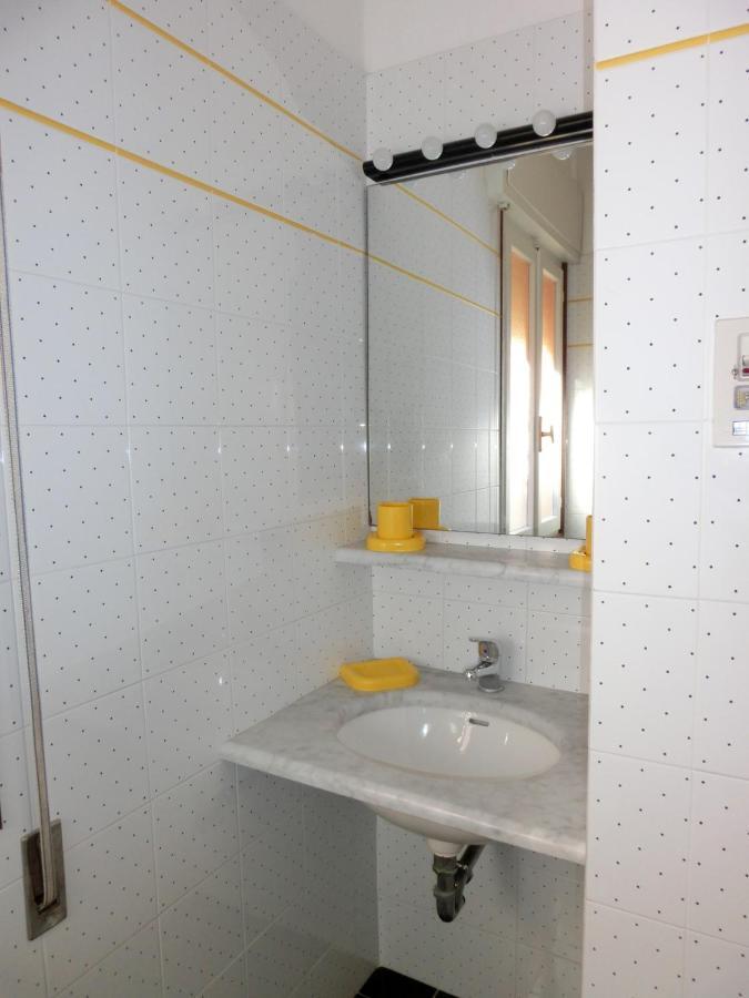 Nice Two-Bedroom Apartment 150M From The Beach Bibione Exterior photo