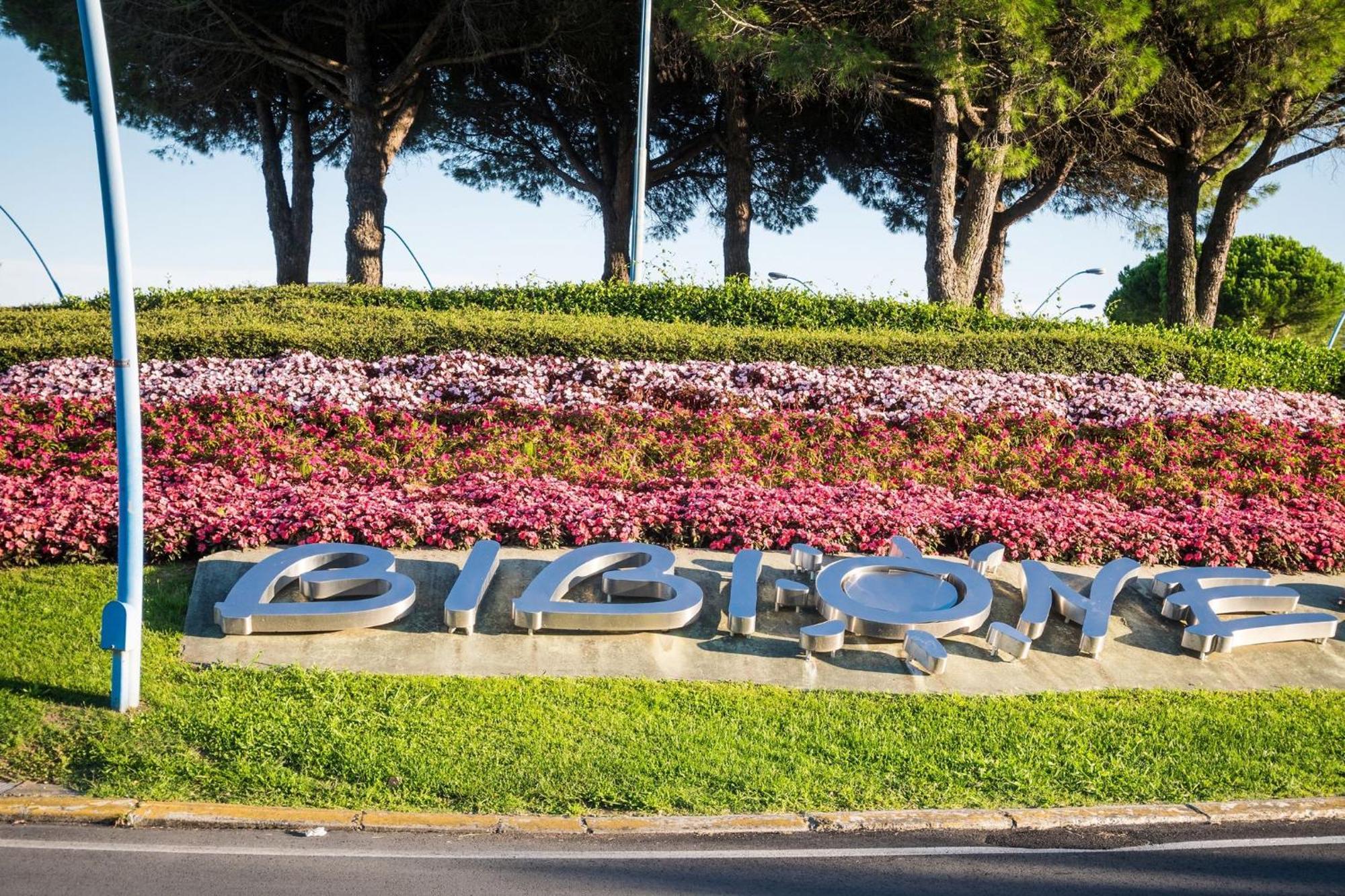 Nice Two-Bedroom Apartment 150M From The Beach Bibione Exterior photo